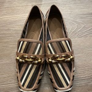 Brand new Tory Burch Jessa Loafer in Beige and Cream
